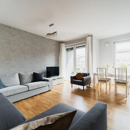 Big Old Town - 3 Rooms- 7 People-lift- Near Town Hall * Wroclaw