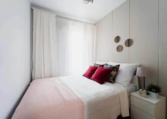 Big Old Town - 3 Rooms- 7 People-lift- Near Town Hall Appartamento