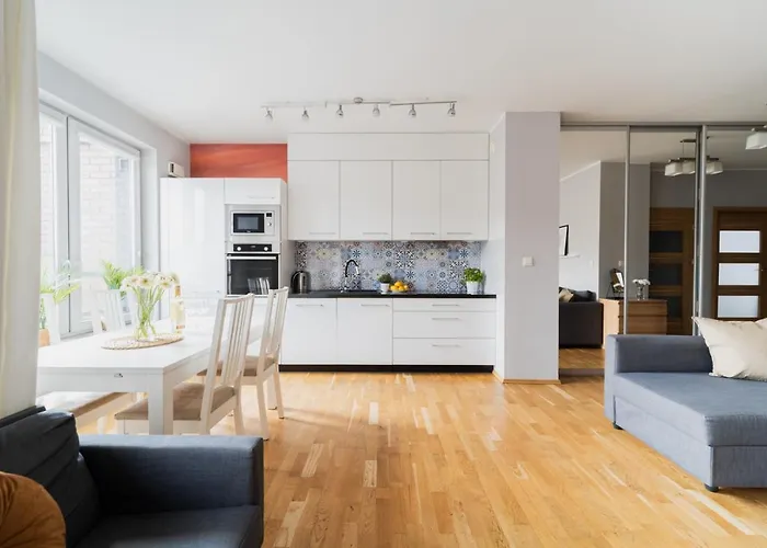 Apartment Big Old Town - 3 Rooms- 7 People-lift- Near Town Hall Wroclaw